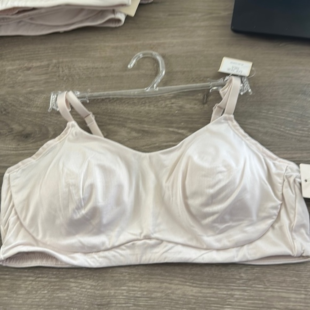 On Gossmer Dot Micro Lounge Bralette Mauve Chalk Size Large
